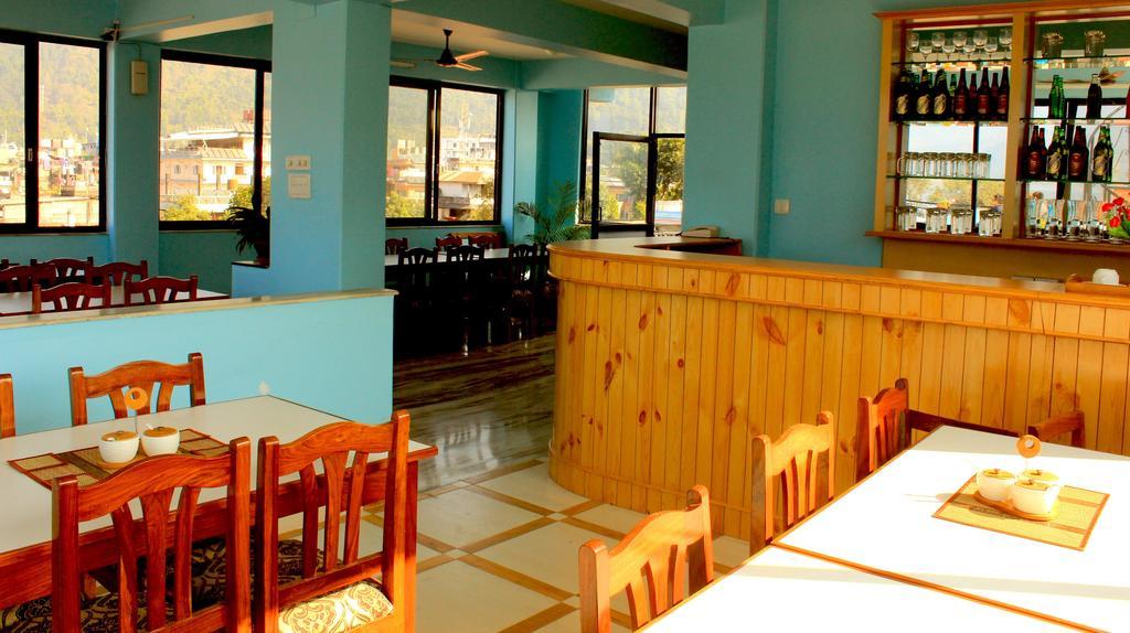 Hotel Adam Pokhara Kültér fotó