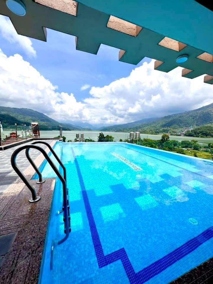 Hotel Adam Pokhara Kültér fotó