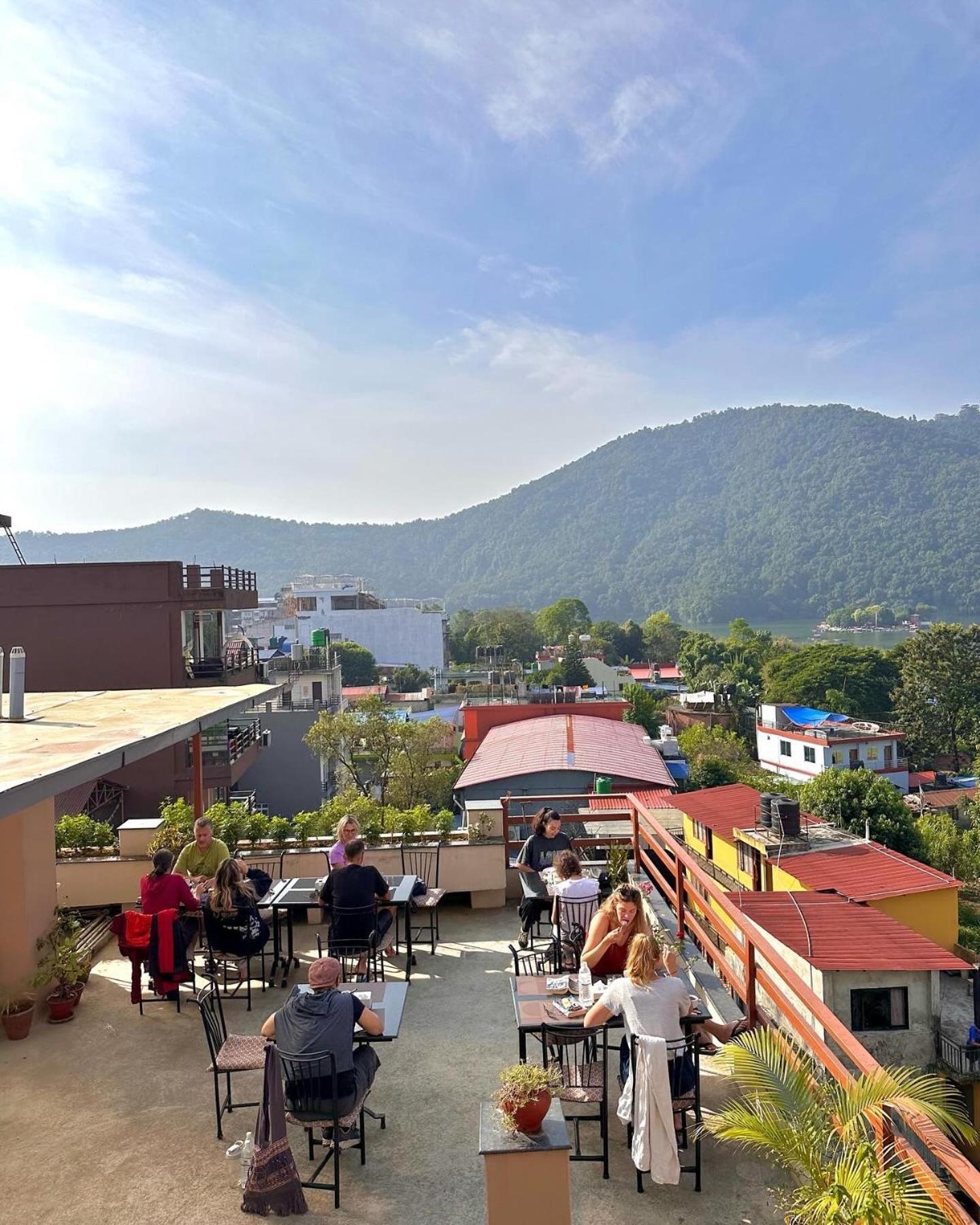 Hotel Adam Pokhara Kültér fotó